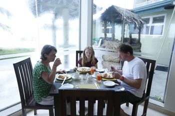 Hikkaduwa Beach Hotel