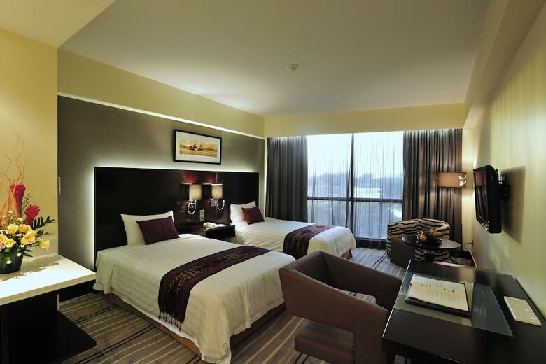 Ming Garden Hotel & Residences