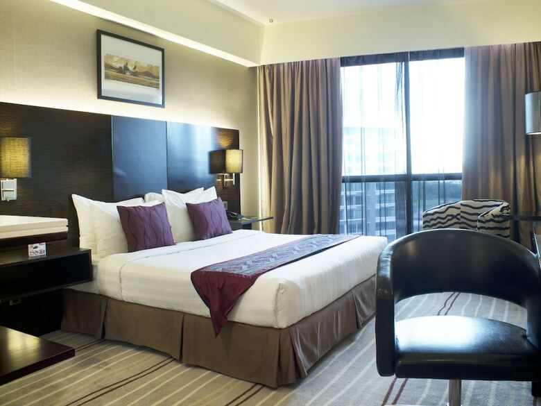 Ming Garden Hotel & Residences