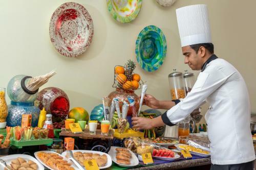 Bijolai Palace A Treehouse Palace Hotel