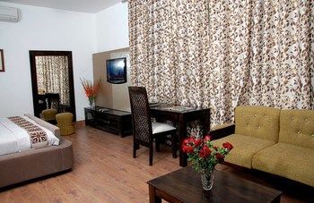 Hotel 66 Residency
