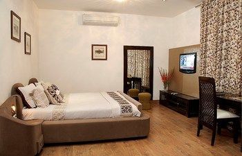Hotel 66 Residency