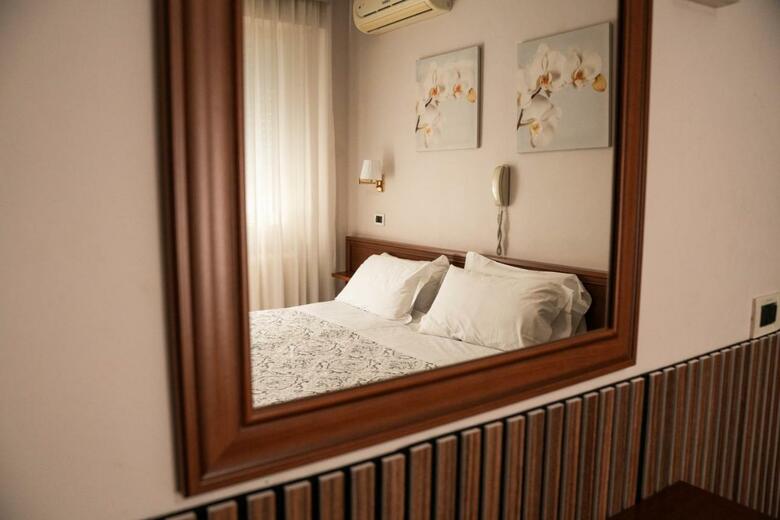Hotel Marconi