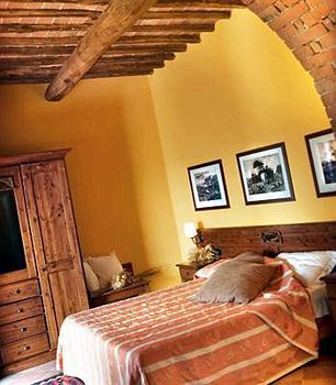 Hotel Antico Casale L'impostino