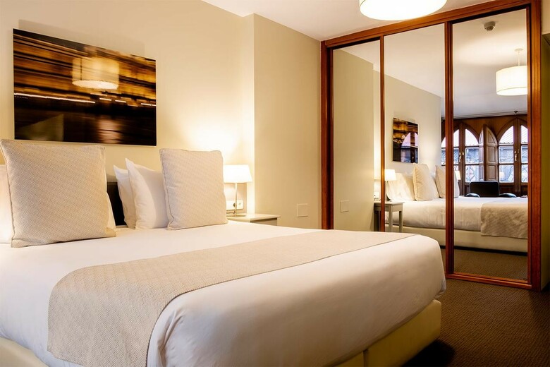 Hotel Ikonik Plaza Mercado