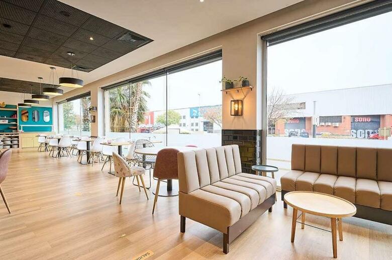 Hotel Travelodge Bcn Cornella Fira