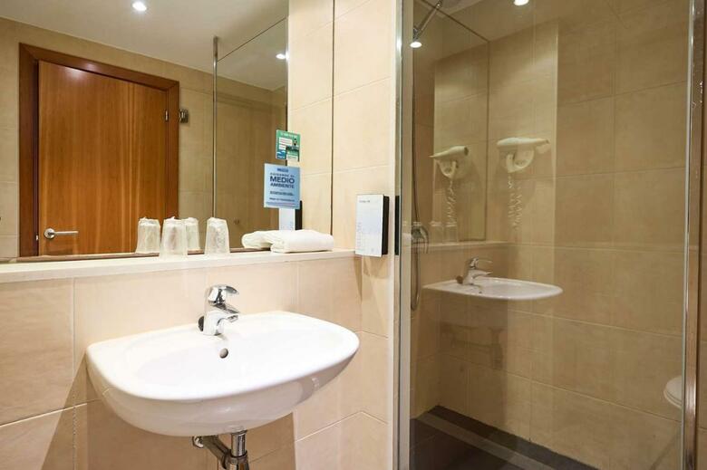 Hotel Travelodge Bcn Cornella Fira
