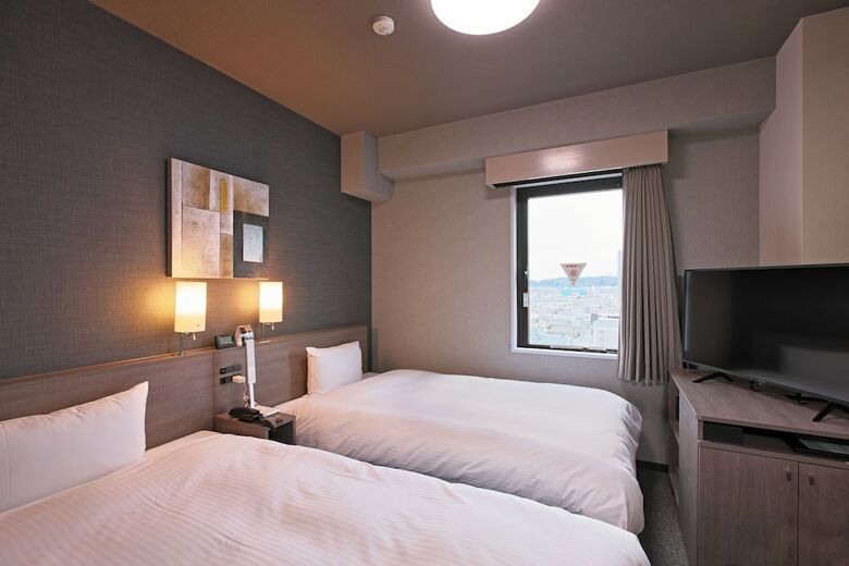 Hotel Route-inn Toyama Ekimae