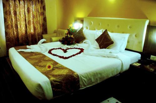 Mango Hotels, Nagpur - Central Avenue Road