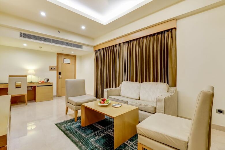 Hotel Lemon Tree Premier, Delhi Airport