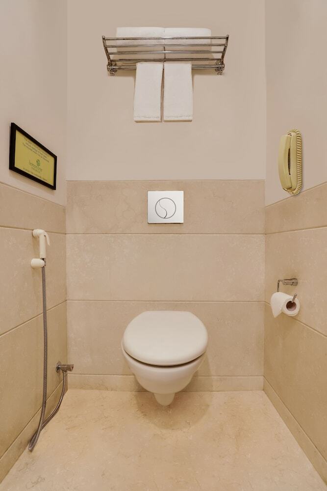 Hotel Lemon Tree Premier, Delhi Airport
