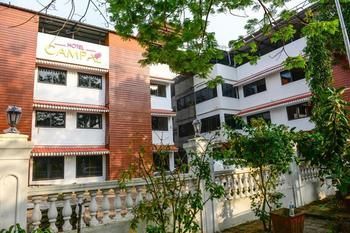 Hotel Campal