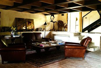 Hotel Castello Di Vicarello