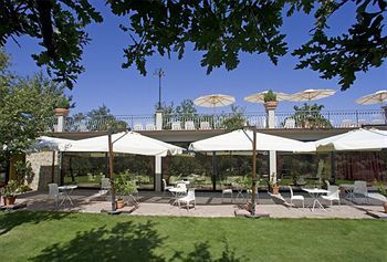 Aparthotel Villaggio Le Querce