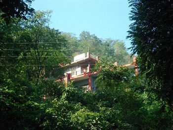 Hotel Hill Top Swiss Cottage