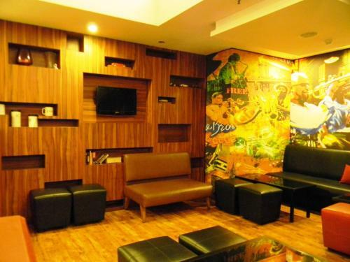 Red Fox Hotel East Delhi