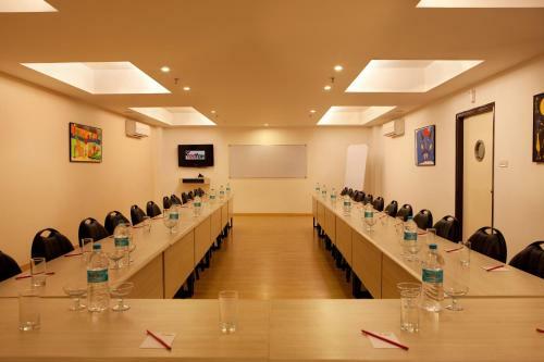 Red Fox Hotel East Delhi
