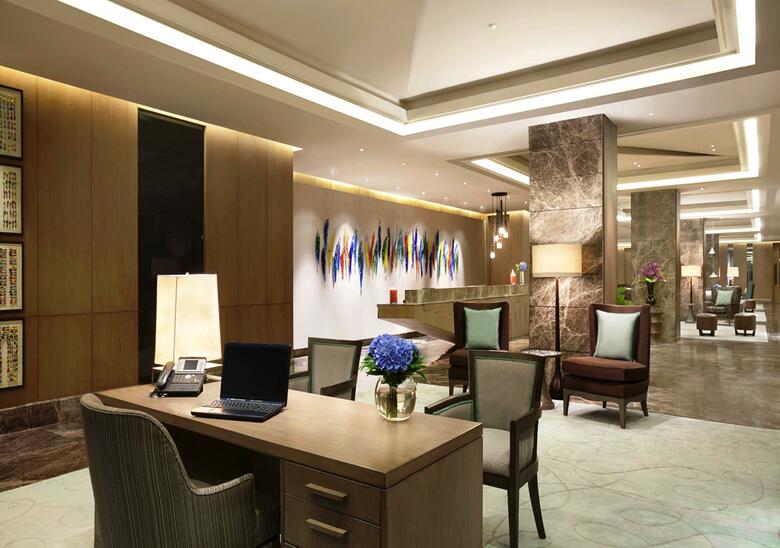 Kempinski Ambience Hotel Delhi