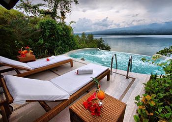 Hotel Badian Island Wellness Resort