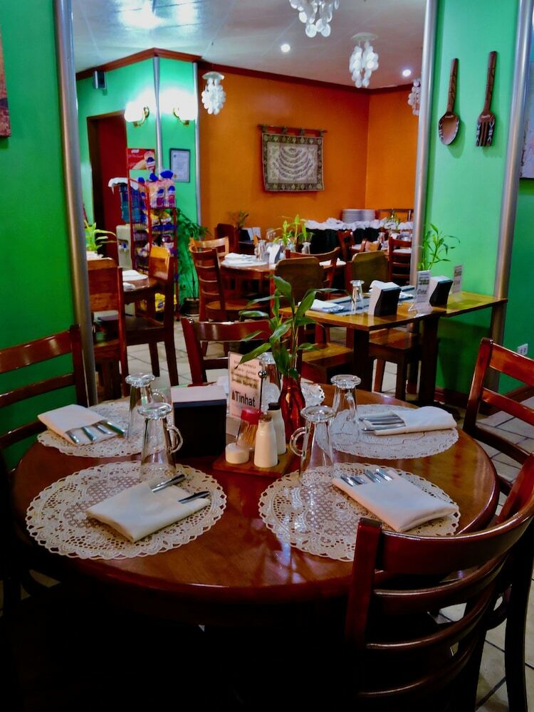 Bed & Breakfast Tinhat Boutique Hotel And Restaurant