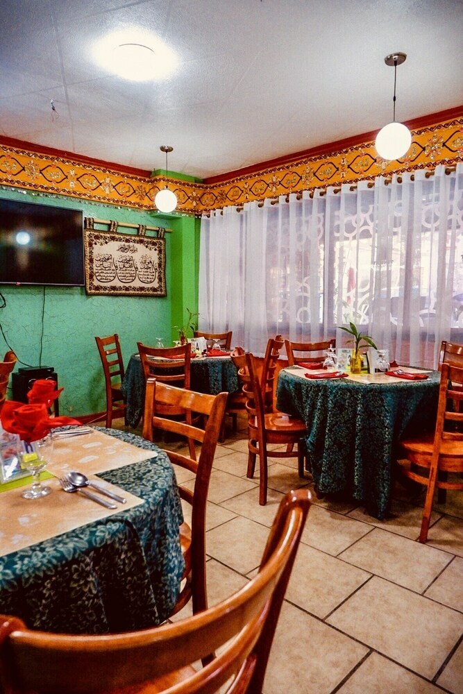 Bed & Breakfast Tinhat Boutique Hotel And Restaurant