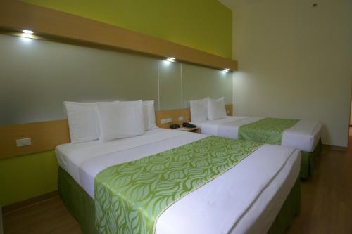 Hotel Microtel Inn By Wyndham Davao