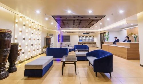 Hotel Microtel Inn By Wyndham Davao