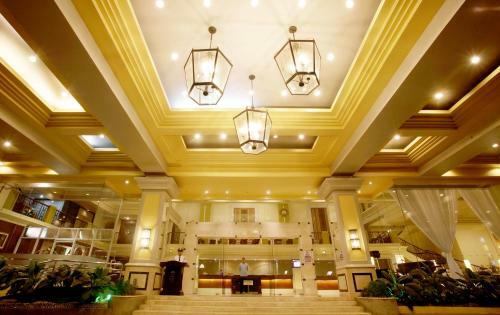 The Royal Mandaya Hotel