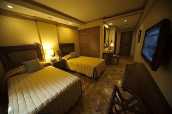 Hotel Herald Suites