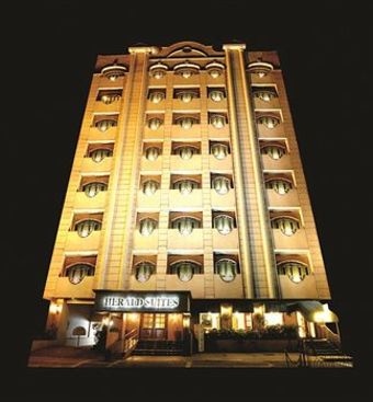Hotel Herald Suites