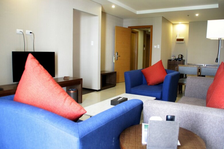 Golden Phoenix Hotel Manila