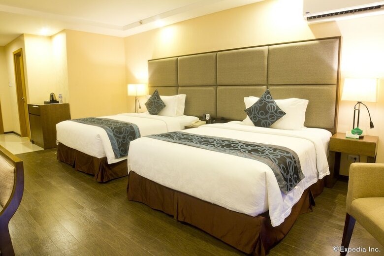 Golden Phoenix Hotel Manila