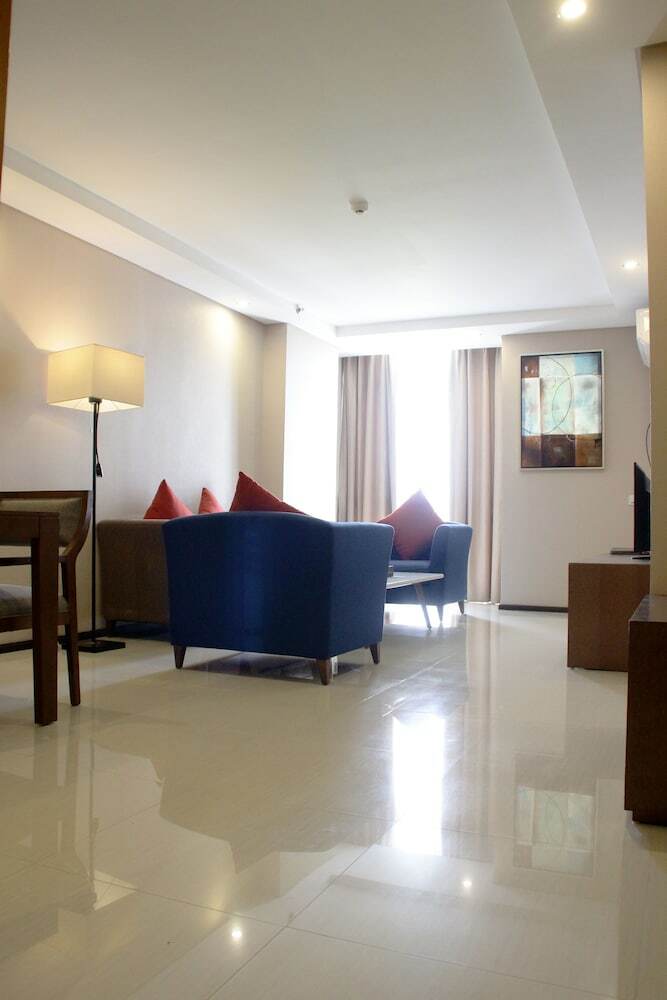 Golden Phoenix Hotel Manila