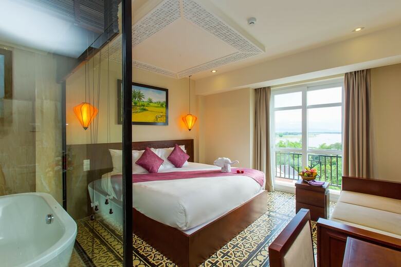 Royal Riverside Hoi An Hotel