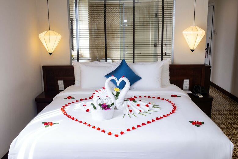 Royal Riverside Hoi An Hotel