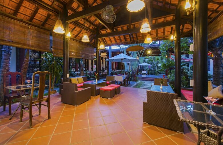 Bach Dang Hoi An Hotel