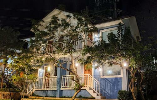 The Carmelence Lodge