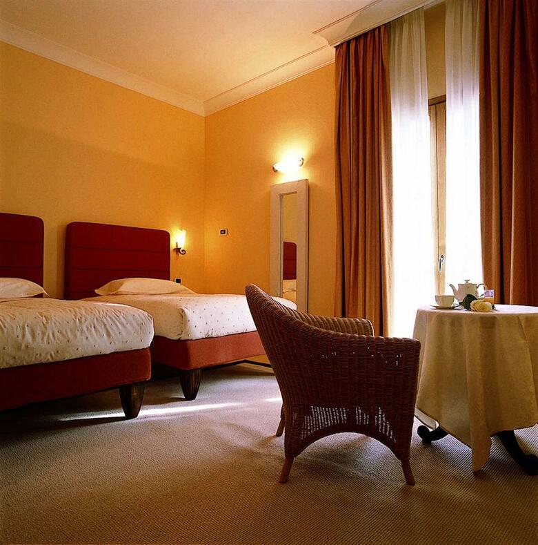 Hotel Tombolo Talasso Resort