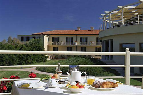 Hotel Tombolo Talasso Resort