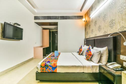 Fabhotel Alpine Tree Delhi Airport