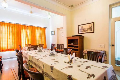 Bed & Breakfast Akshay Niwas