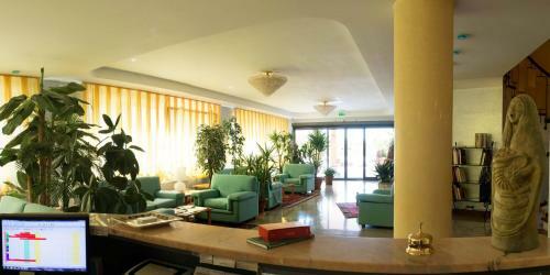 Hotel Torresi