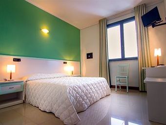 Eden Hotel