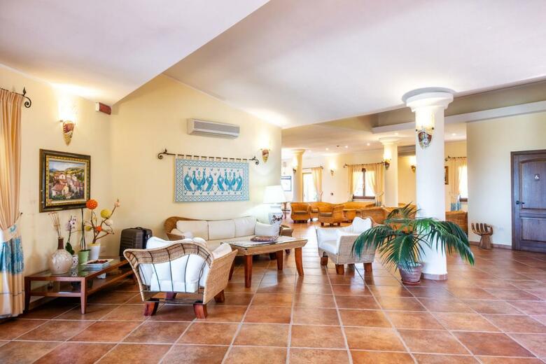 Hotel Costa Caddu