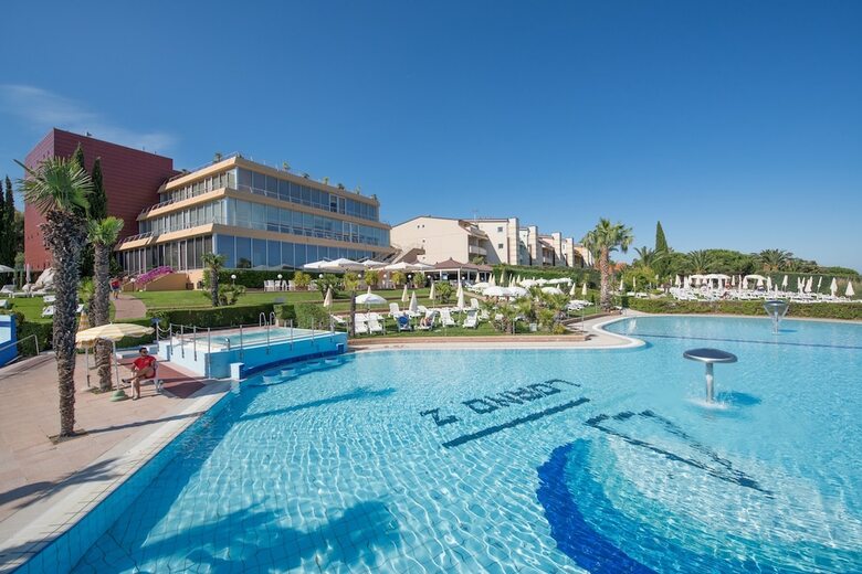 Hotel Loano2village