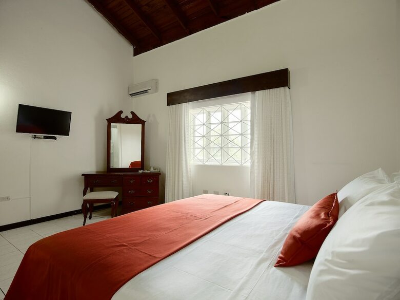 Hotel Shirley Retreat