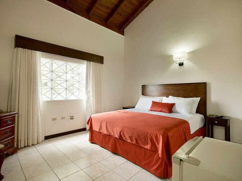 Hotel Shirley Retreat