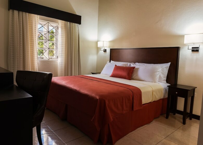 Hotel Shirley Retreat