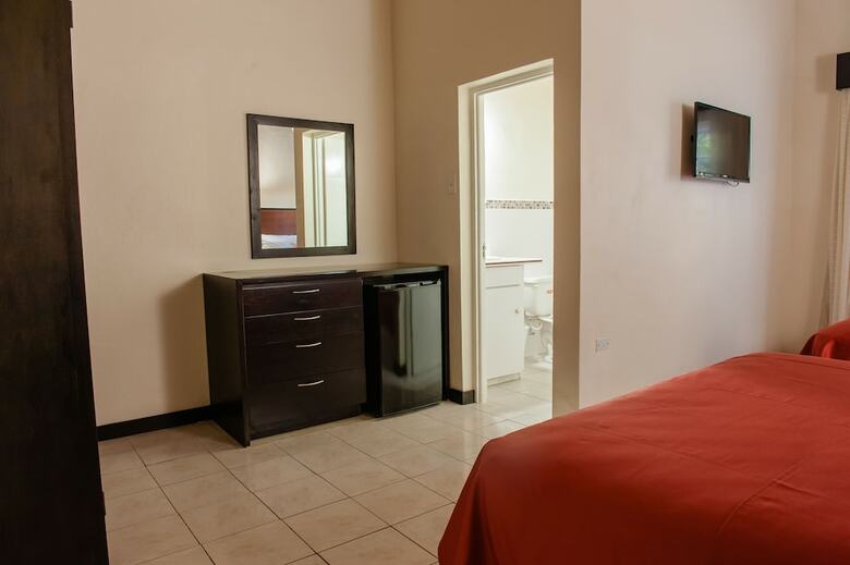 Hotel Shirley Retreat