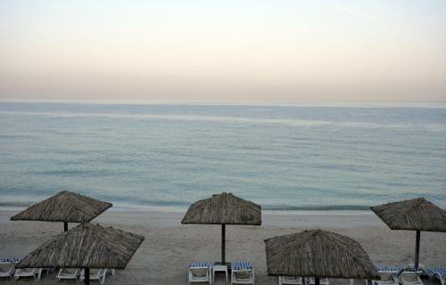 Ramada Beach Hotel Ajman